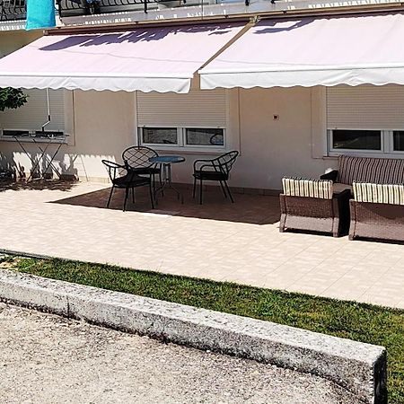 Apartamento Rojena Vala - Neretva Komin  Exterior foto